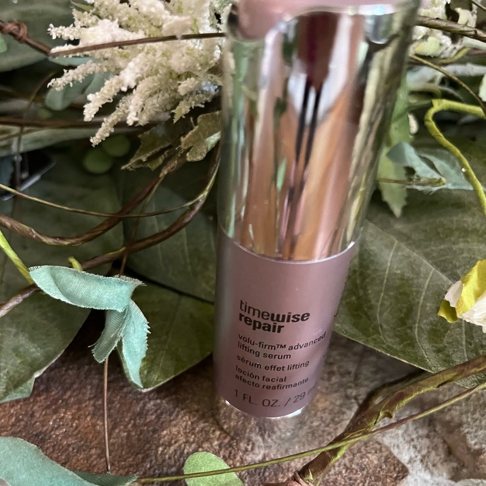 Mary Kay Timewise Repair Serum - Metallic Silver & Dusty Rose & MK Facial Brush